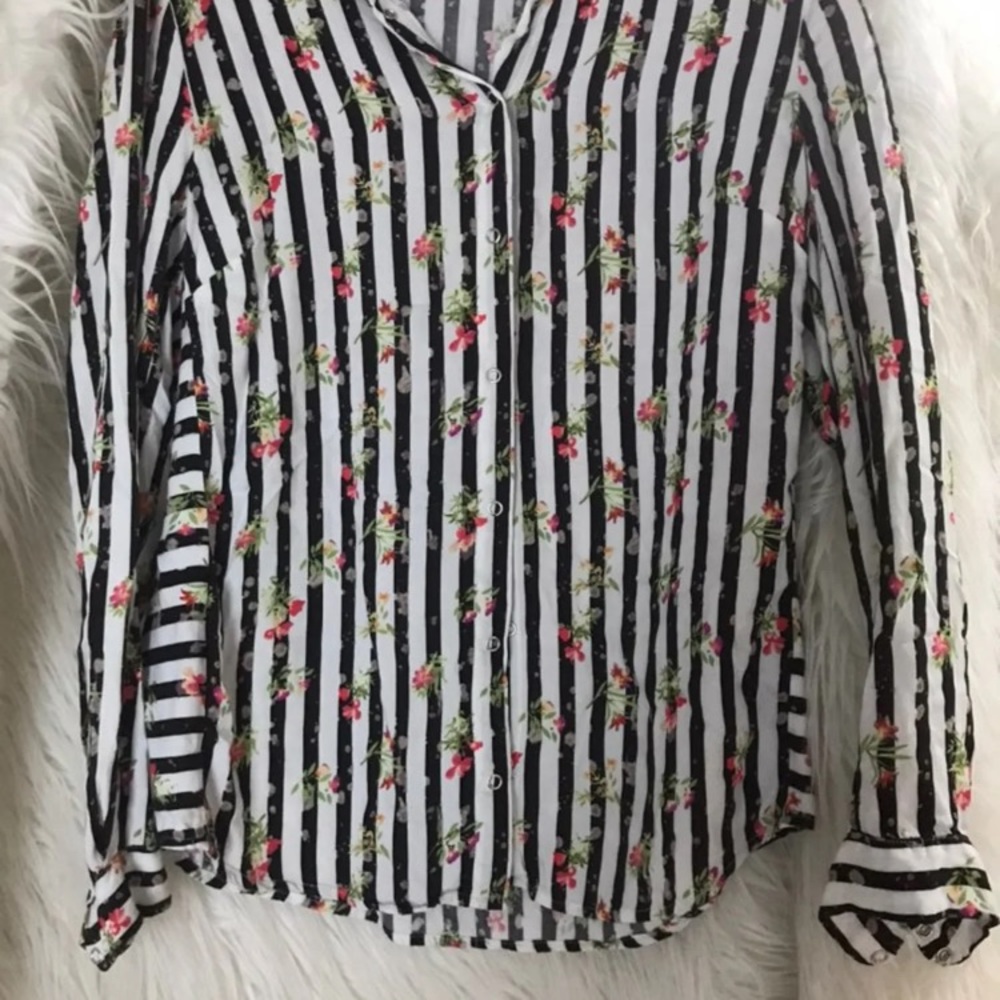 Women’s blouse